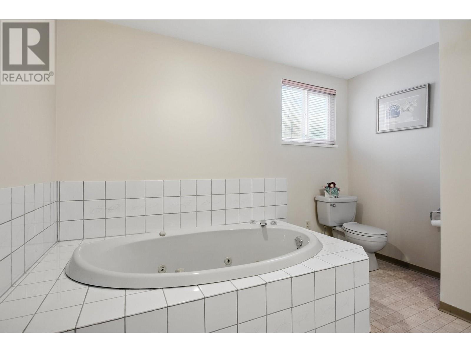 2813 Mccoomb Drive, Coquitlam, British Columbia  V3B 6L2 - Photo 23 - R2985495