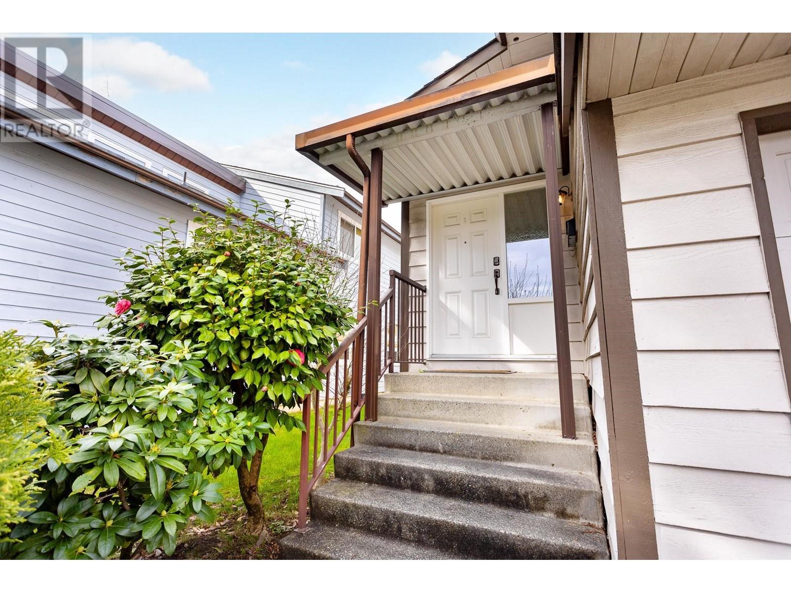 2813 Mccoomb Drive, Coquitlam, British Columbia  V3B 6L2 - Photo 3 - R2985495