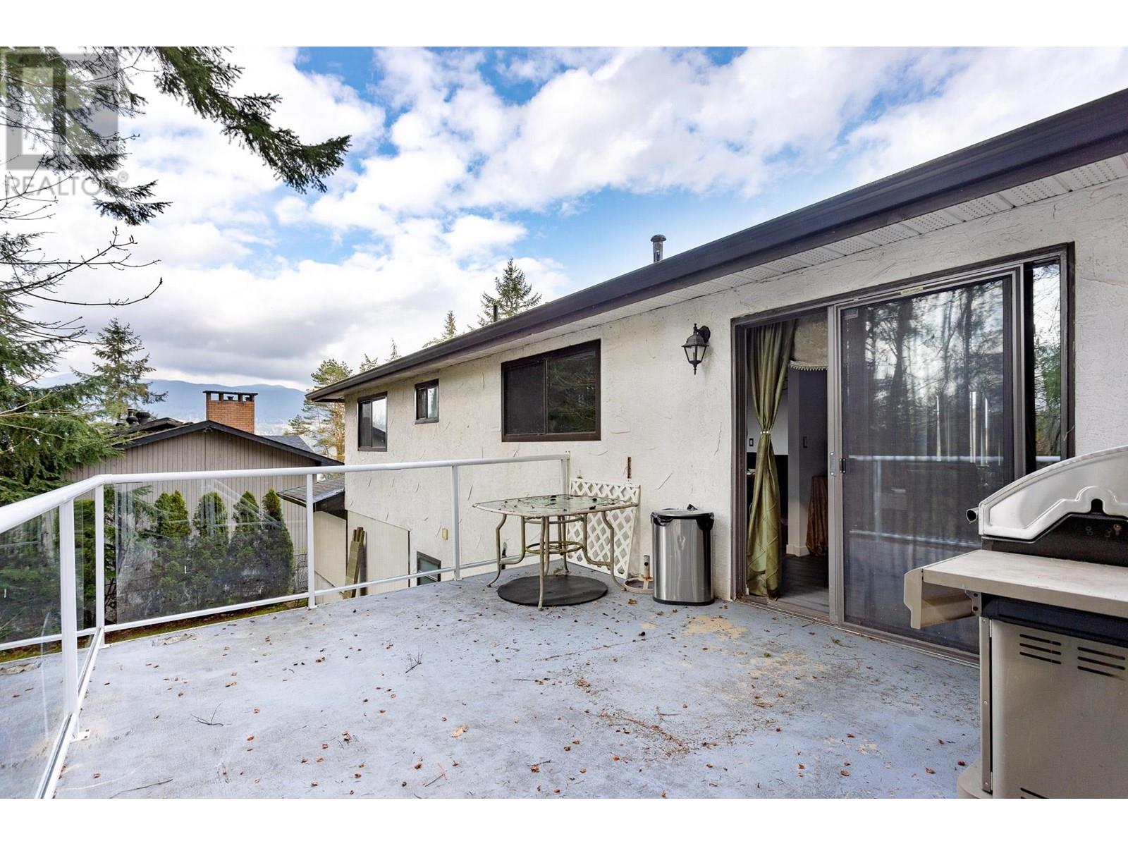 3126 Mariner Way, Coquitlam, British Columbia  V3C 3T3 - Photo 13 - R2985521