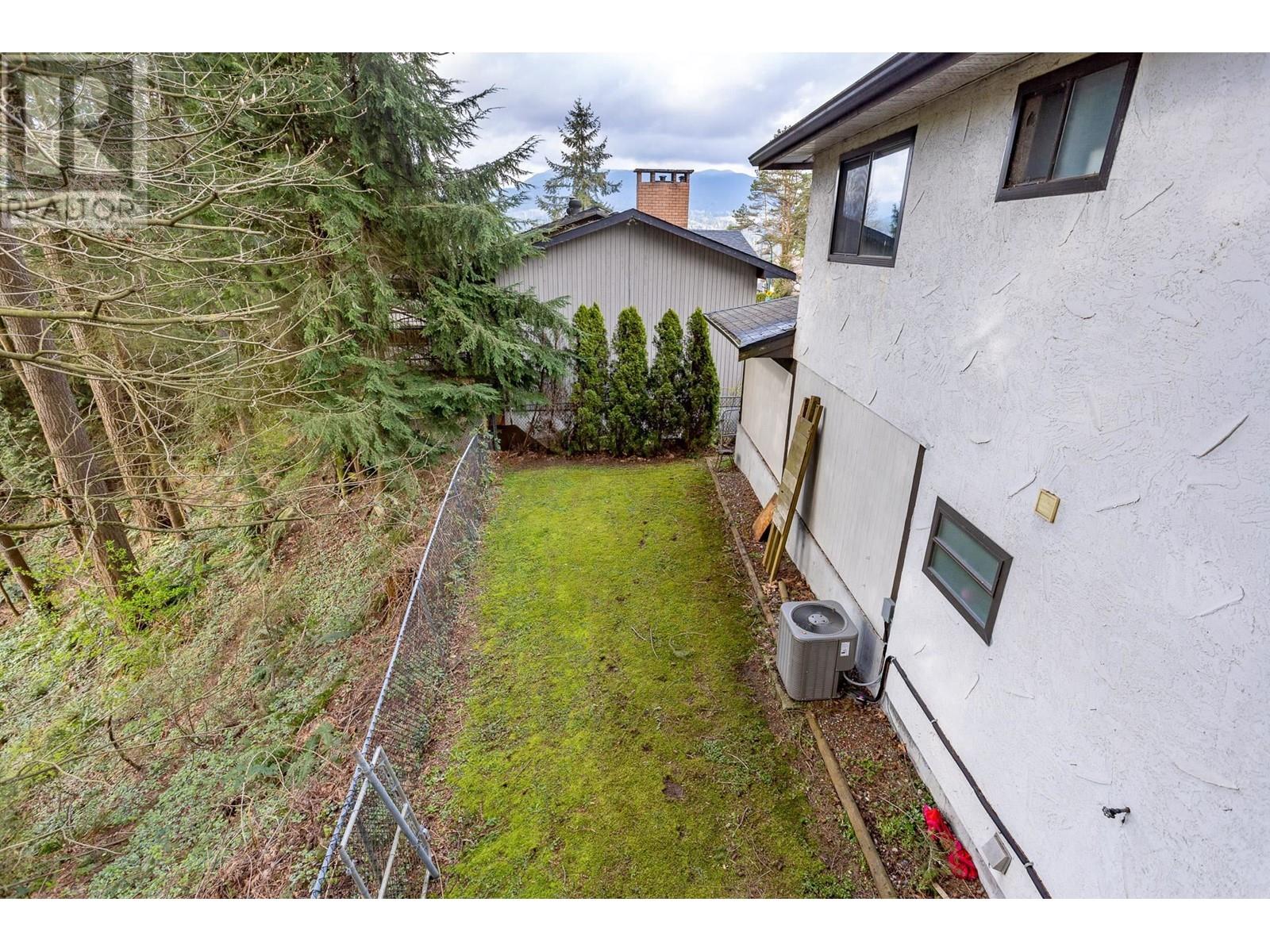 3126 Mariner Way, Coquitlam, British Columbia  V3C 3T3 - Photo 14 - R2985521