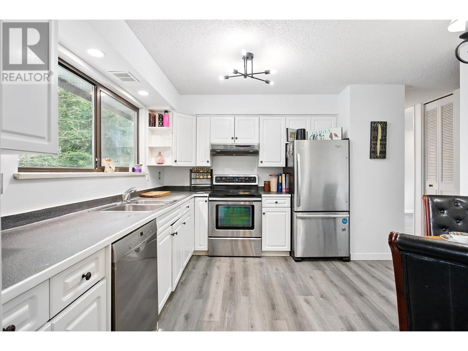 3126 Mariner Way, Coquitlam, British Columbia  V3C 3T3 - Photo 16 - R2985521