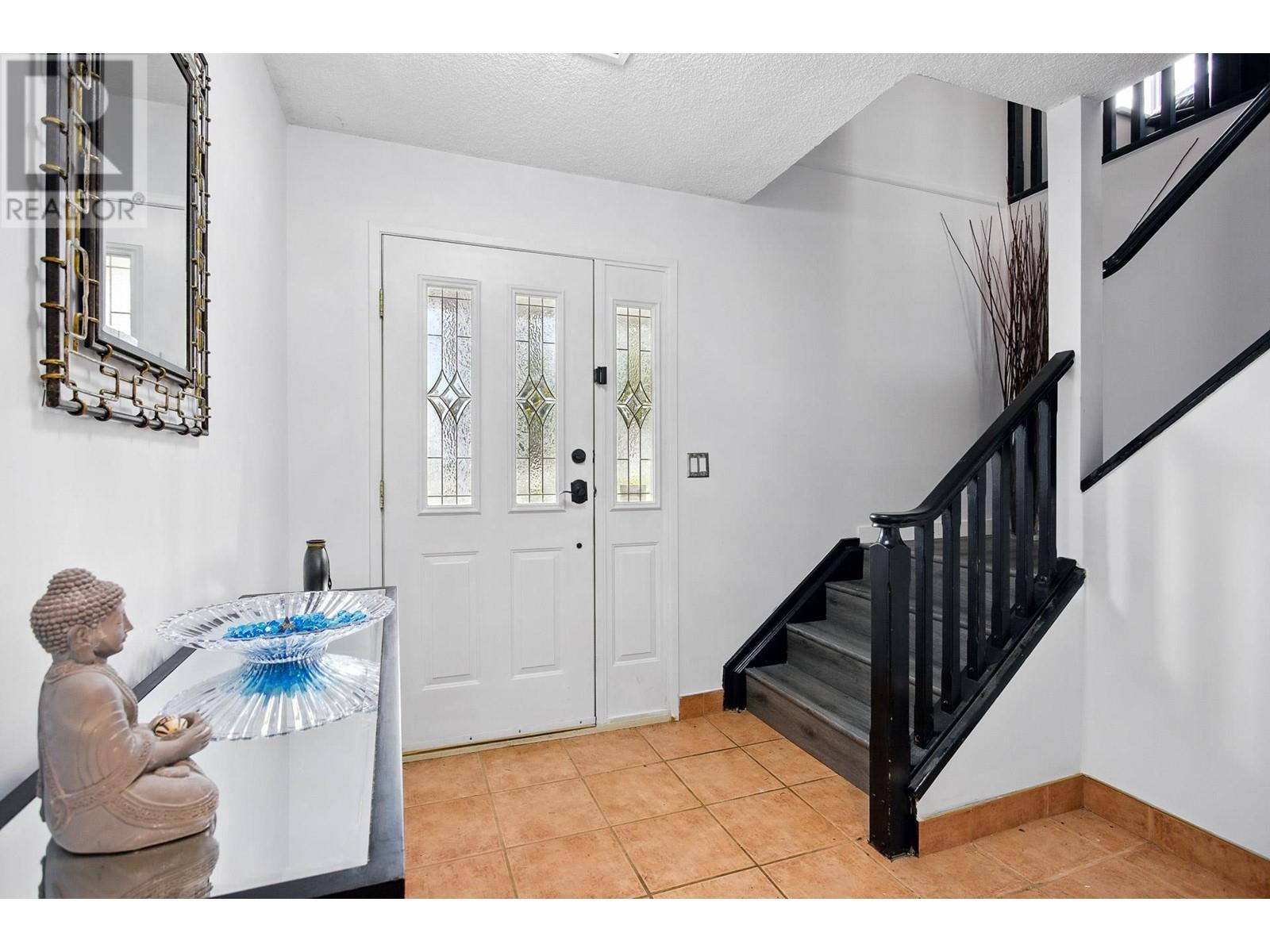 Property at 3126 MARINER WAY image 4