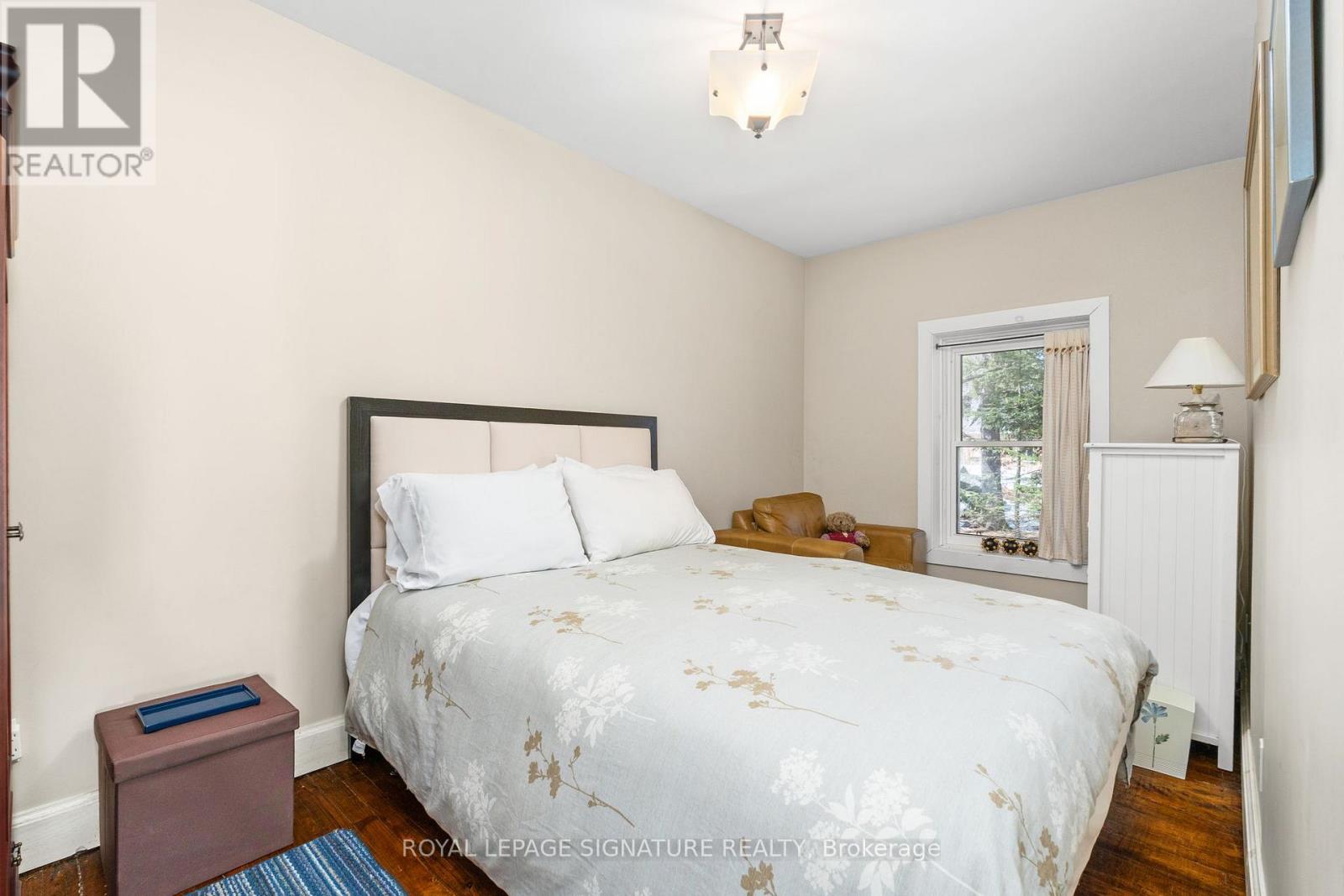 16 Gore Street, Huntsville, Ontario  P0B 1L0 - Photo 14 - X12036332