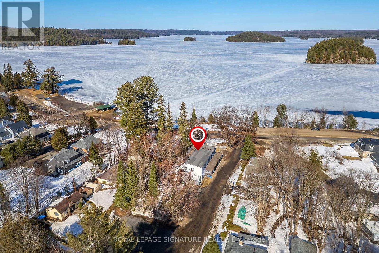 16 Gore Street, Huntsville, Ontario  P0B 1L0 - Photo 19 - X12036332
