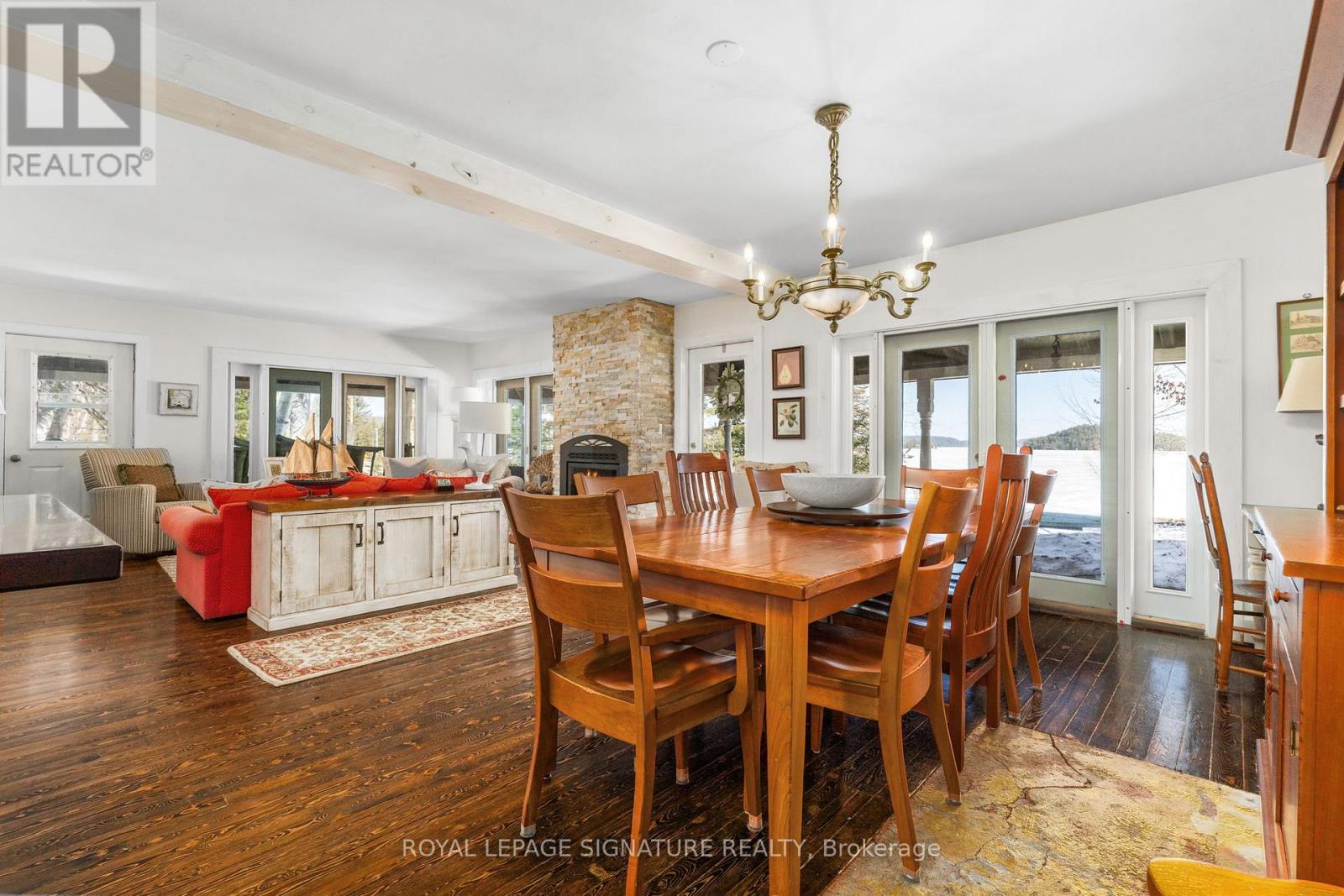 16 Gore Street, Huntsville, Ontario  P0B 1L0 - Photo 6 - X12036332