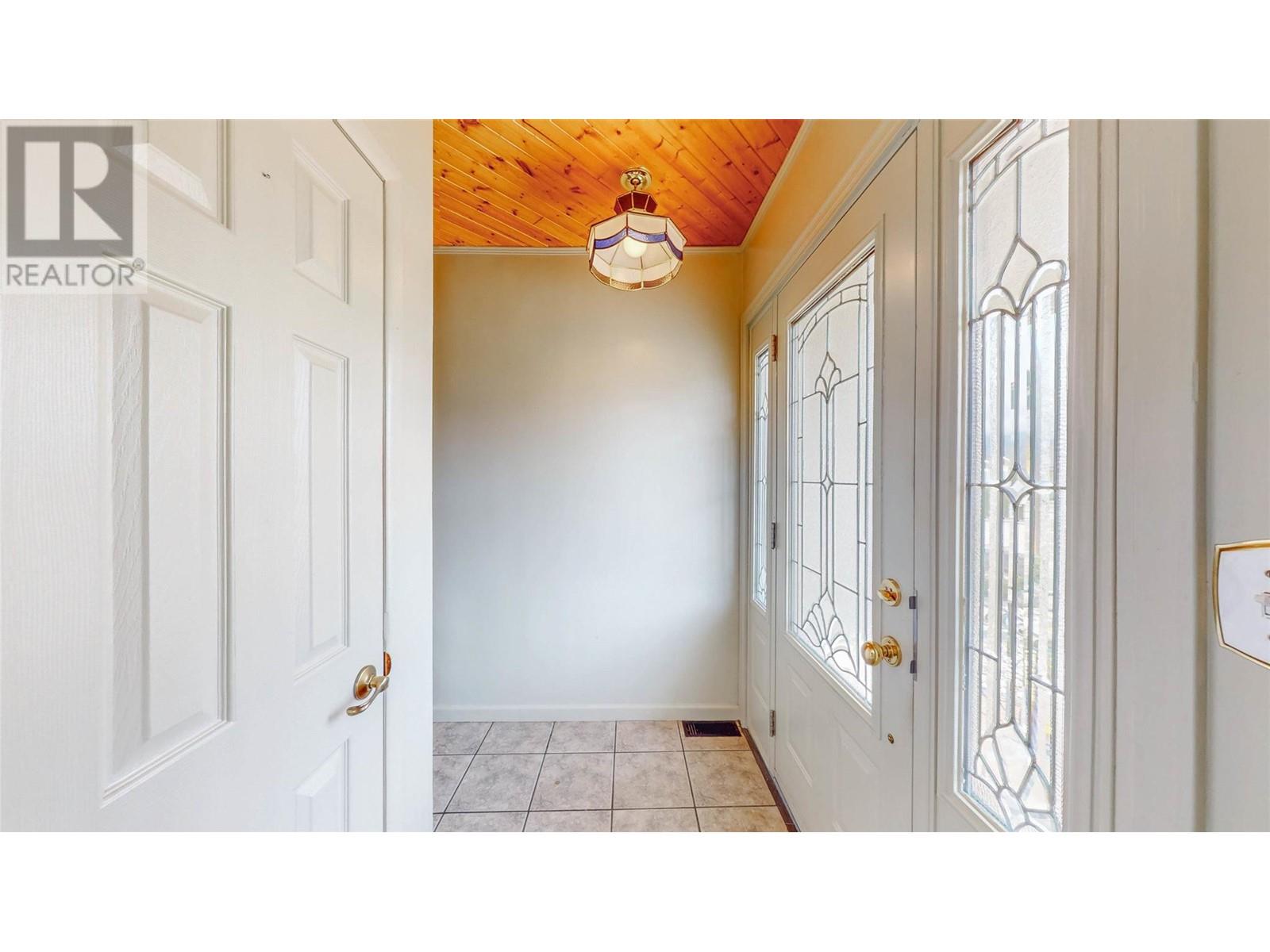 Property at 5944 Nicola Street image 3