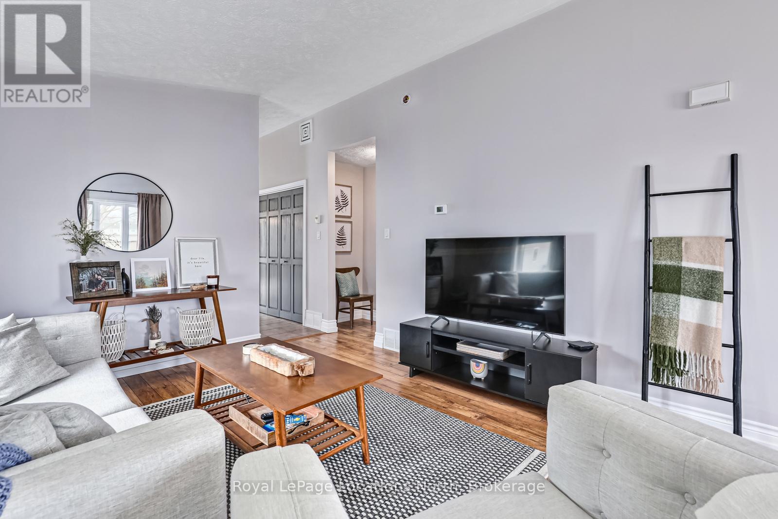 Property at 2 - 155 ALBERT STREET image 4
