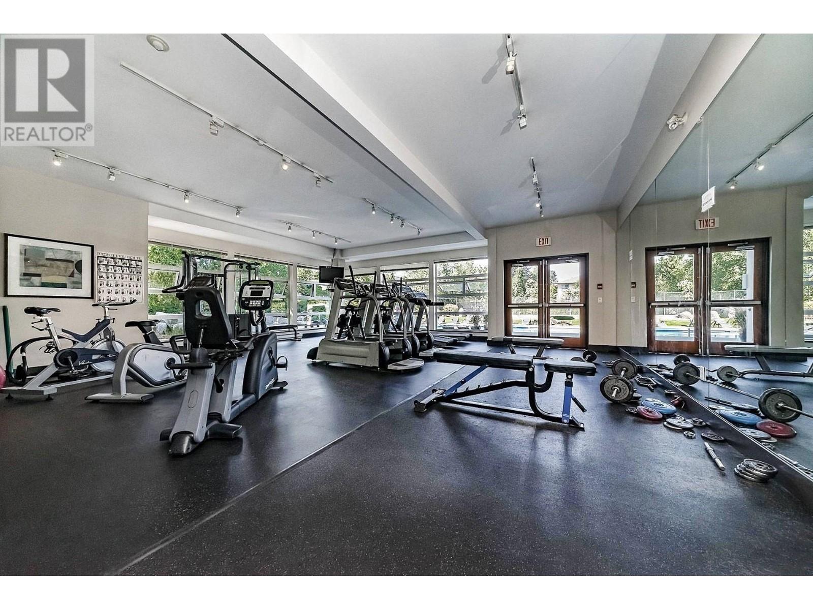 302 300 Klahanie Drive, Port Moody, British Columbia  V3H 5K8 - Photo 36 - R2985457
