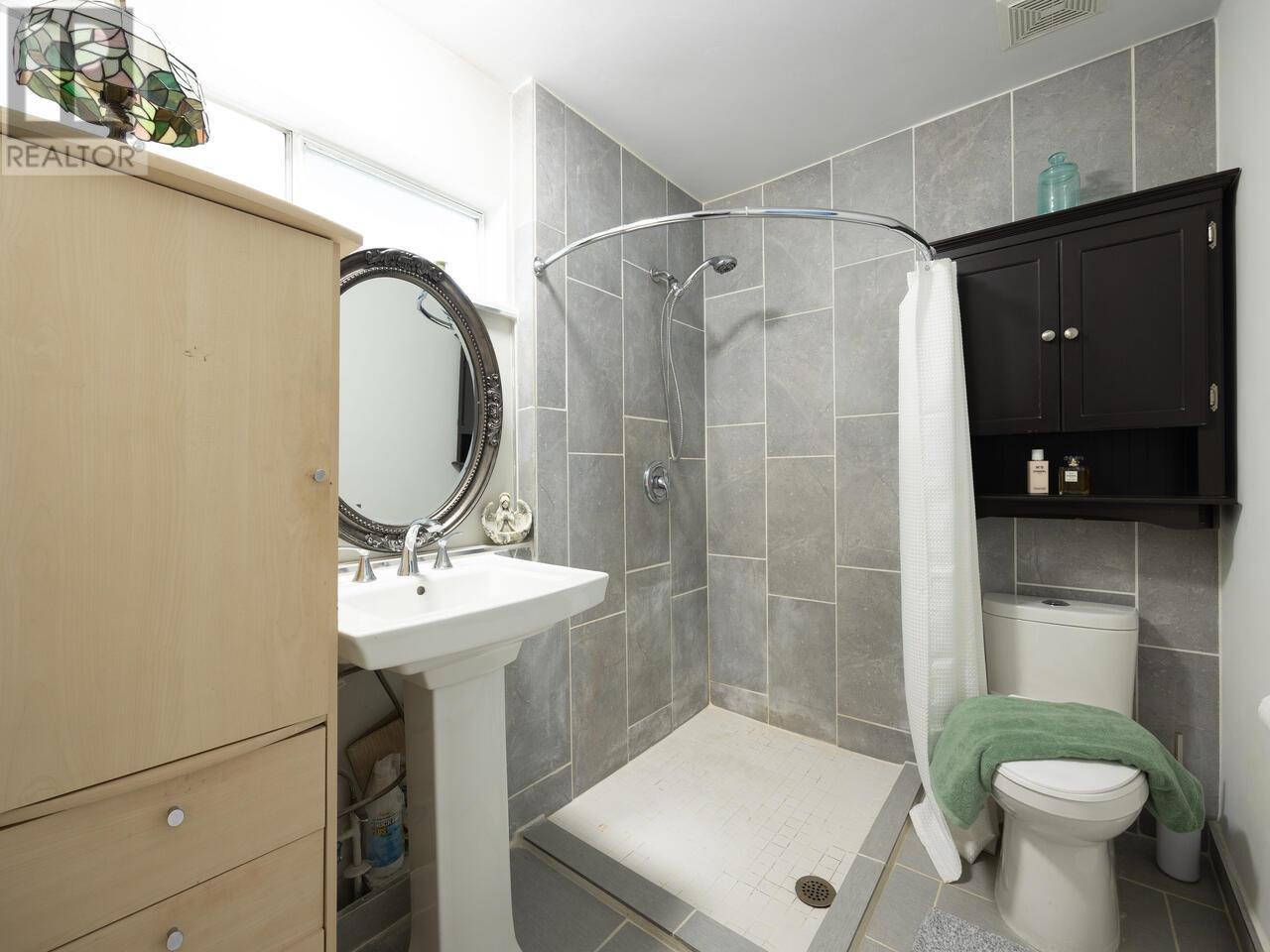 2508 Battistoni Place, Port Coquitlam, British Columbia  V3B 5W1 - Photo 14 - R2984477