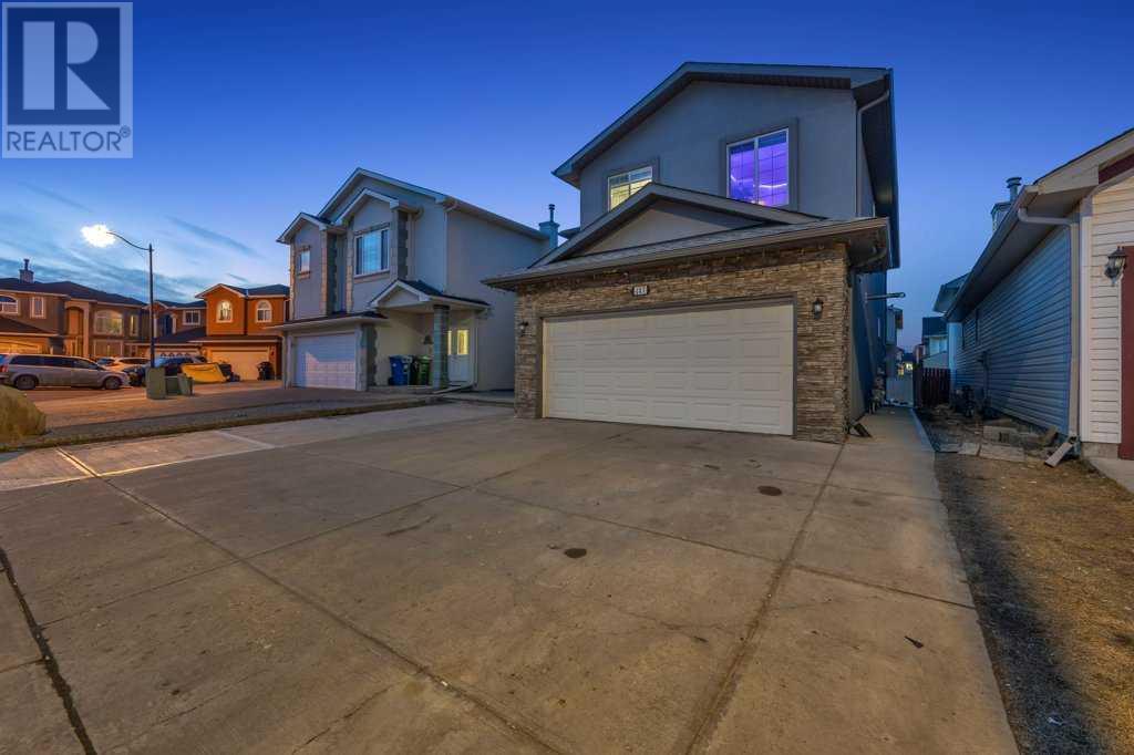 Property at 107 Taracove Landing NE image 1
