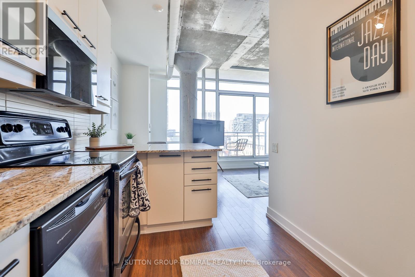 807 - 66 Portland Street, Toronto, Ontario  M5V 2M6 - Photo 24 - C12058167