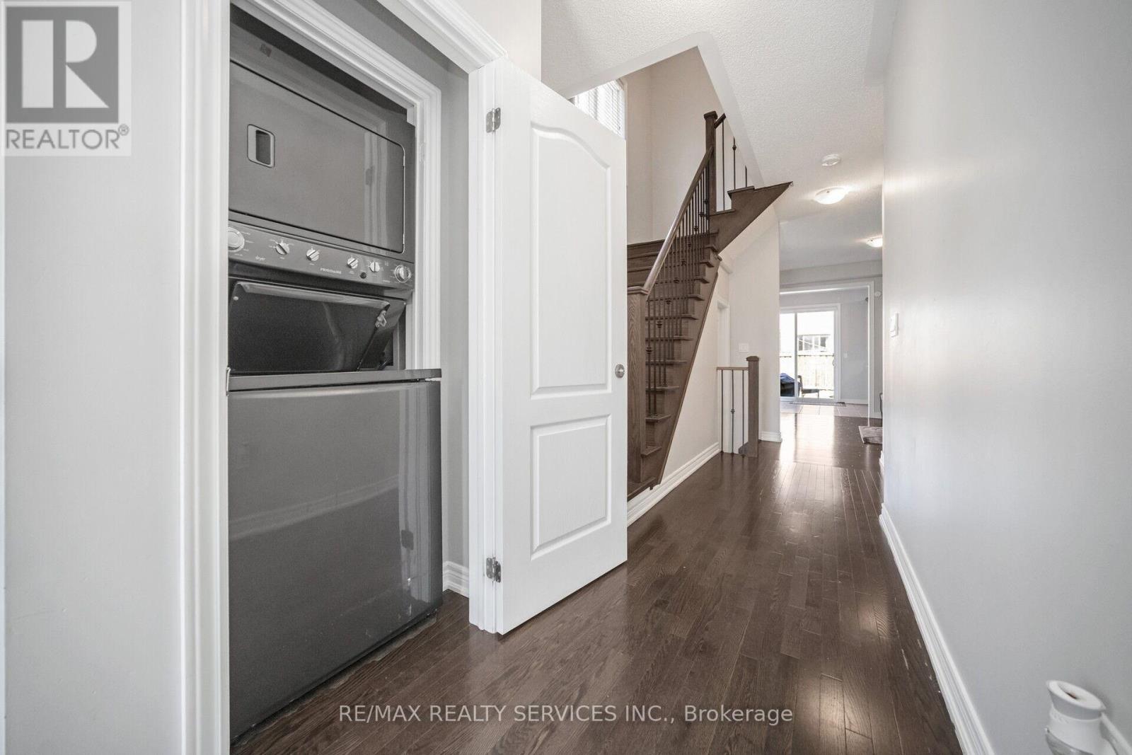 15 Ebury Drive, Brampton, Ontario  L6X 0E6 - Photo 14 - W12058132