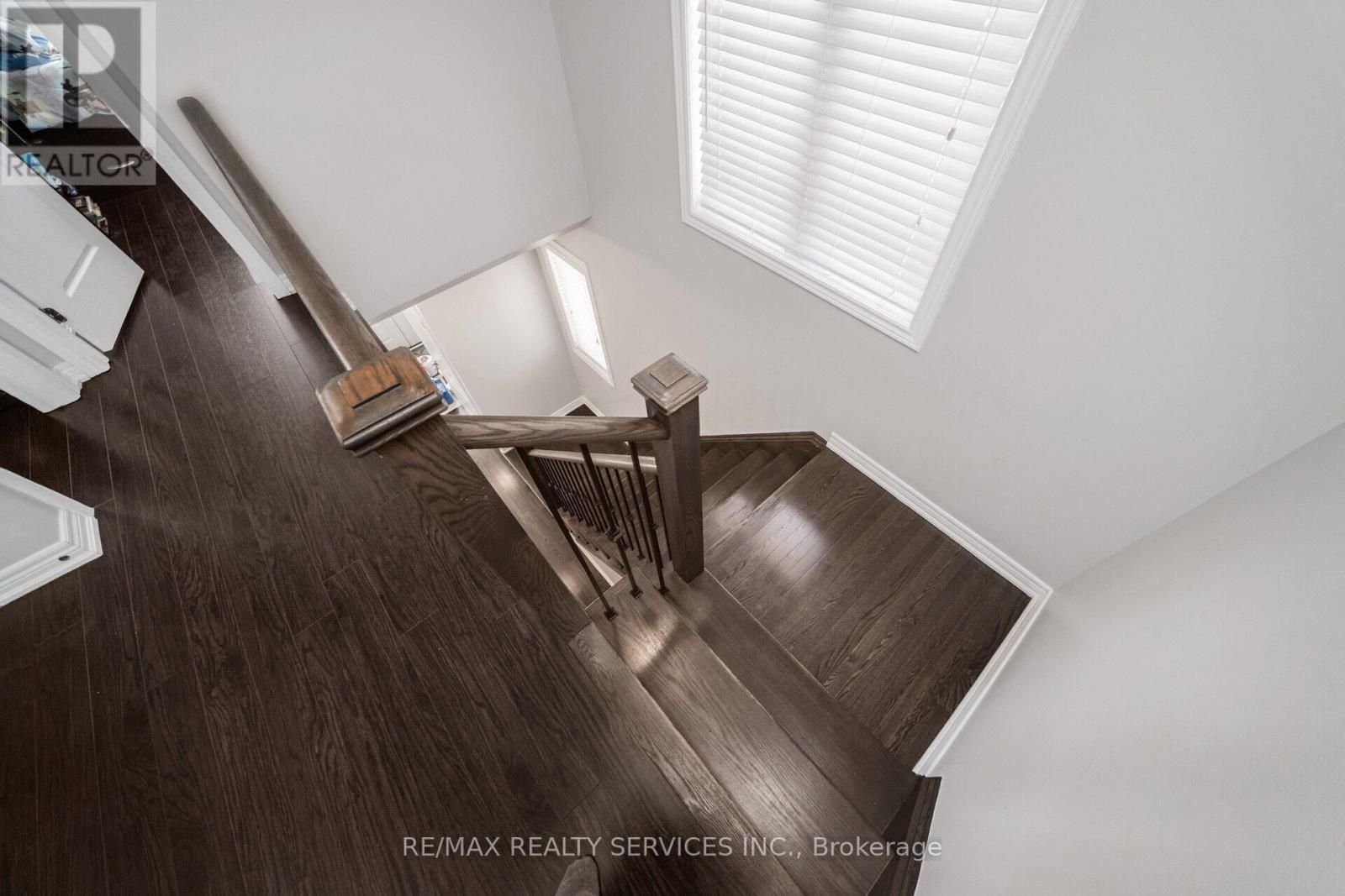 15 Ebury Drive, Brampton, Ontario  L6X 0E6 - Photo 16 - W12058132