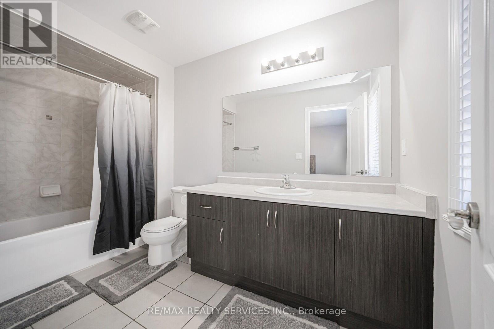 15 Ebury Drive, Brampton, Ontario  L6X 0E6 - Photo 26 - W12058132