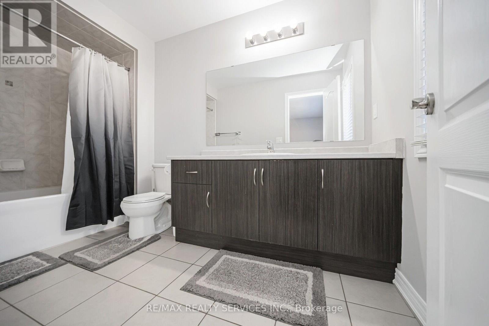 15 Ebury Drive, Brampton, Ontario  L6X 0E6 - Photo 27 - W12058132