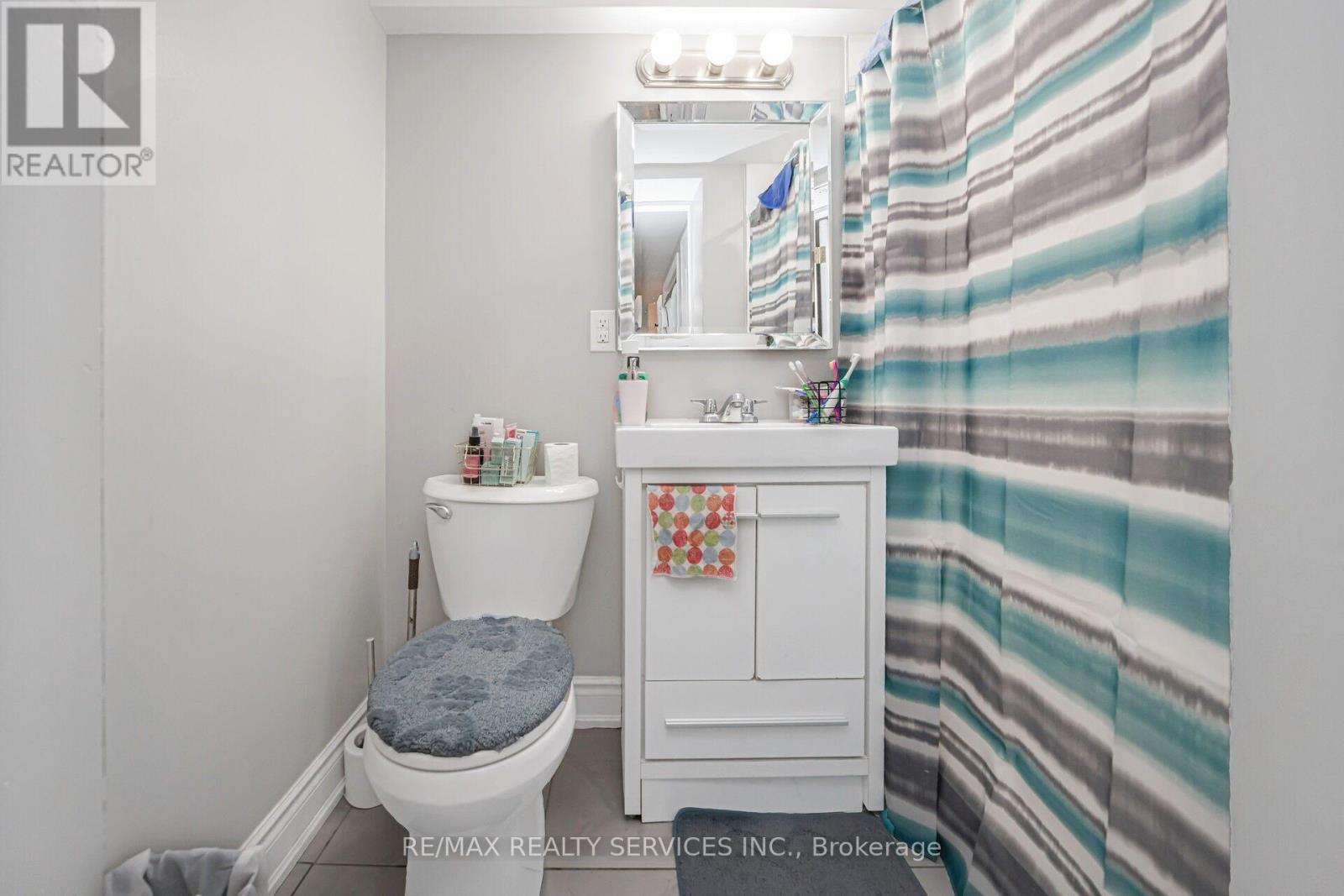15 Ebury Drive, Brampton, Ontario  L6X 0E6 - Photo 30 - W12058132