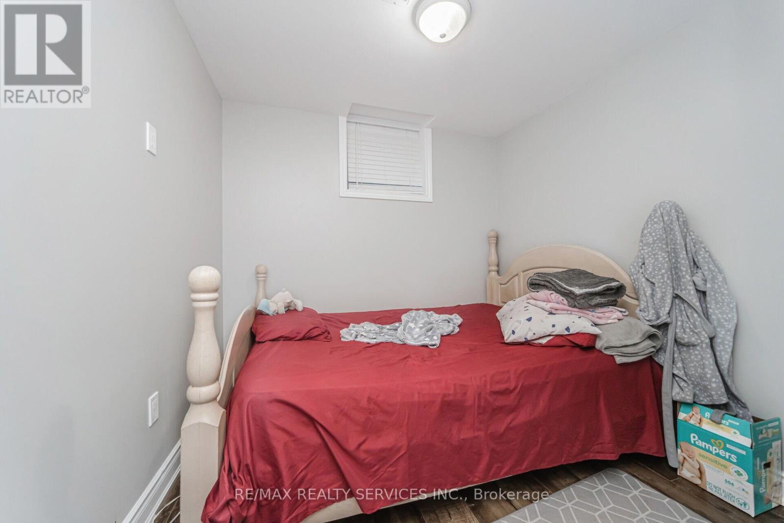 15 Ebury Drive, Brampton, Ontario  L6X 0E6 - Photo 37 - W12058132