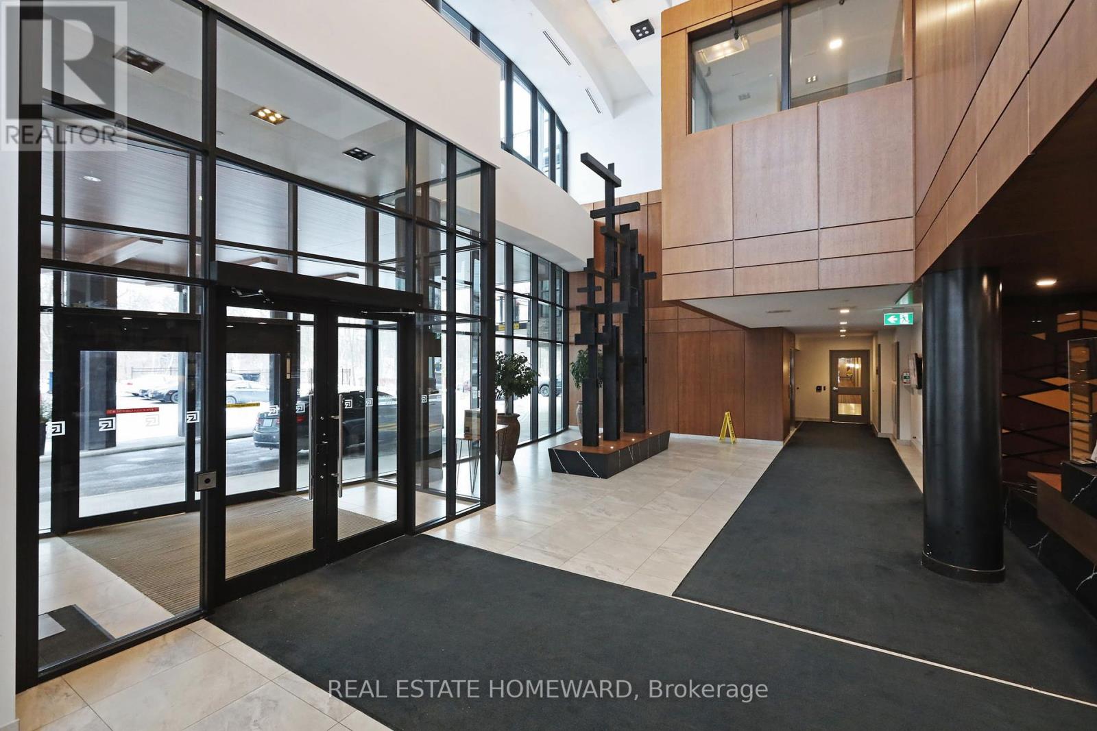 Property at 108 - 1575 LAKESHORE ROAD W image 2