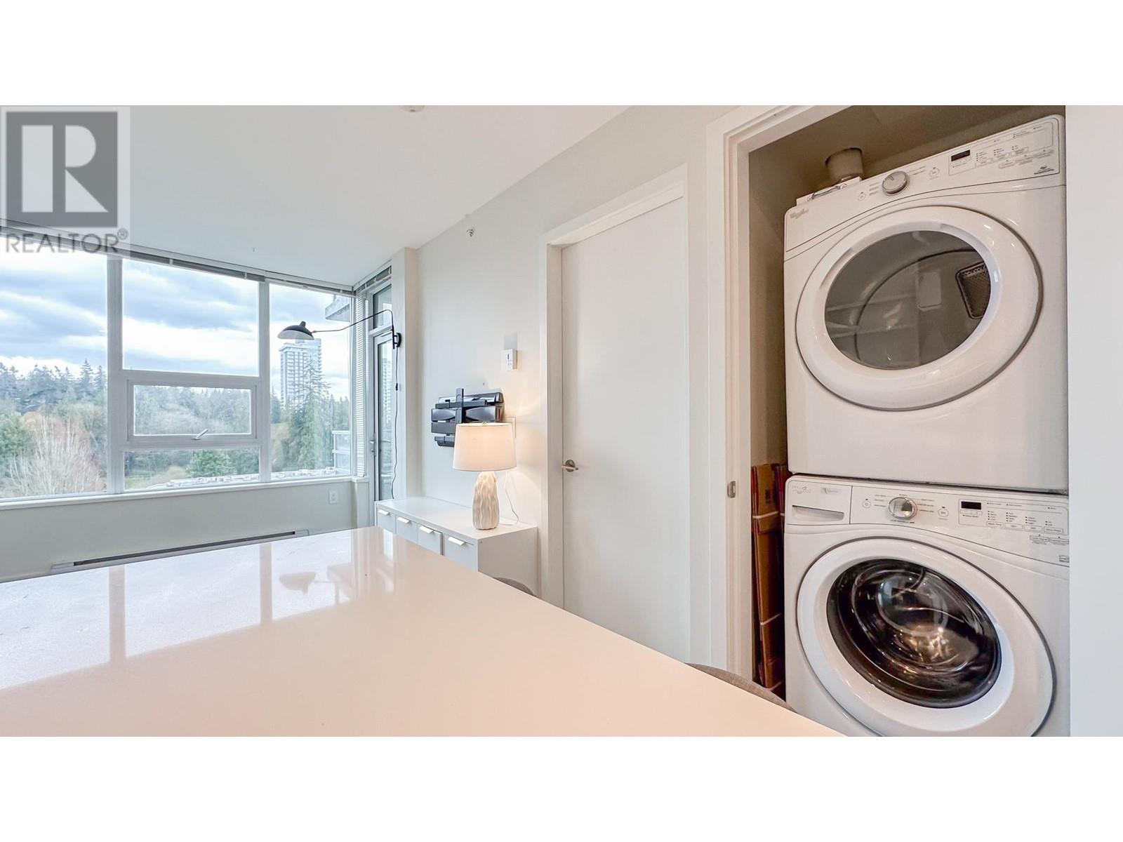 905 530 Whiting Way, Coquitlam, British Columbia  V3J 0J4 - Photo 15 - R2985488