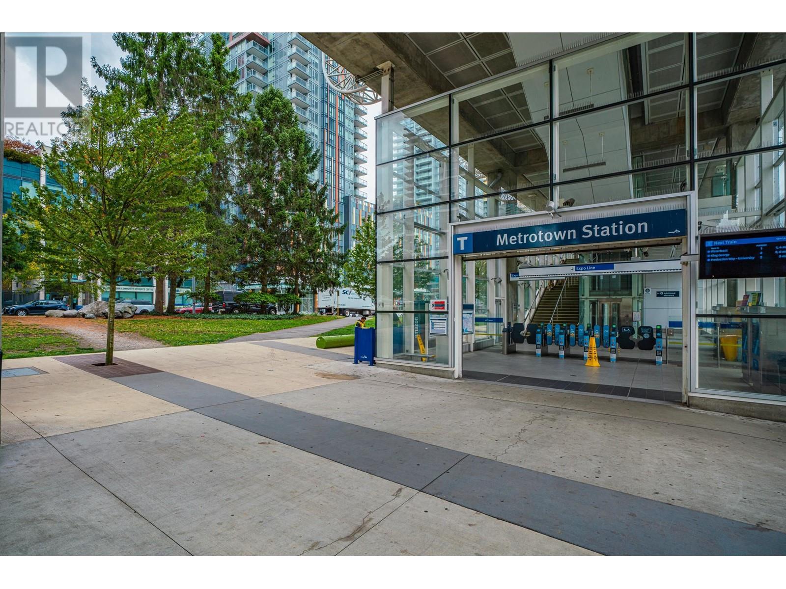 201 6388 Marlborough Avenue, Burnaby, British Columbia  V5H 4P4 - Photo 31 - R2985561