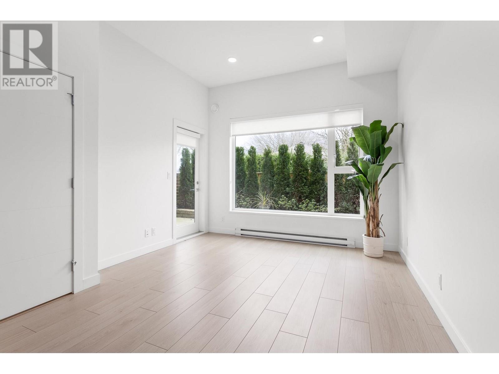 108 2345 Rindall Avenue, Port Coquitlam, British Columbia  V3C 1V3 - Photo 12 - R2985565