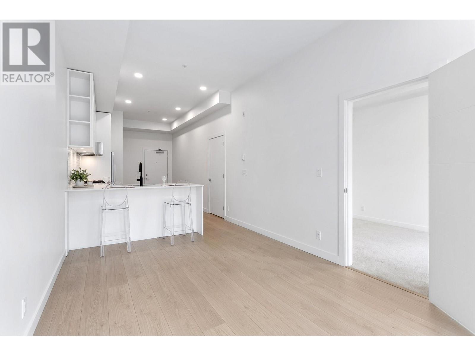 108 2345 Rindall Avenue, Port Coquitlam, British Columbia  V3C 1V3 - Photo 24 - R2985565