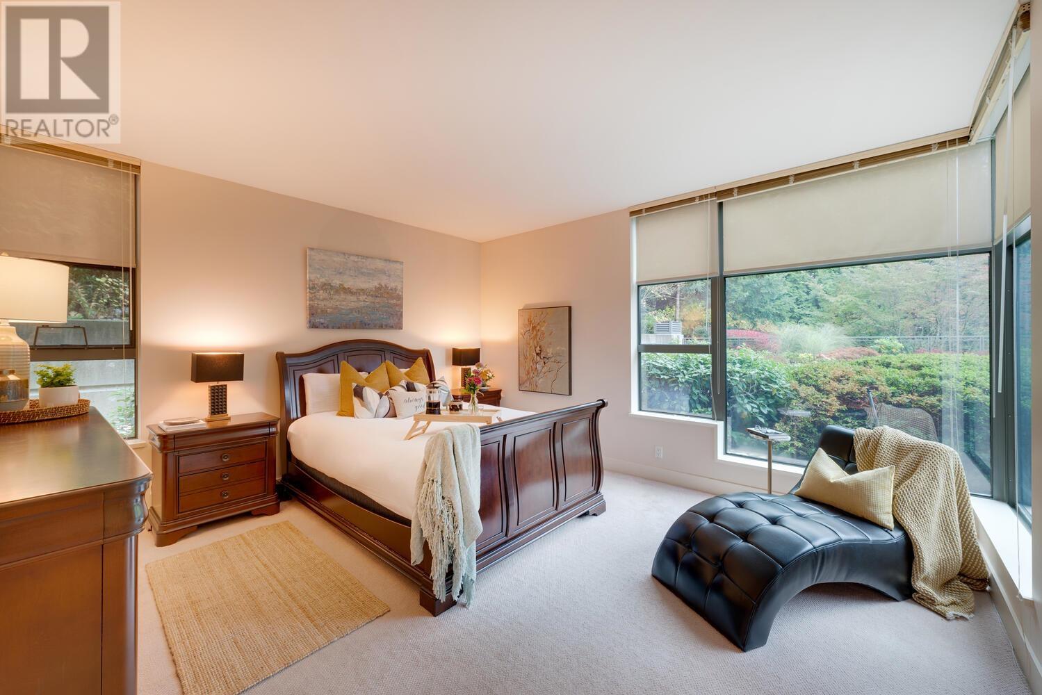 301 3315 Cypress Place, West Vancouver, British Columbia  V7S 3J7 - Photo 11 - R2985571