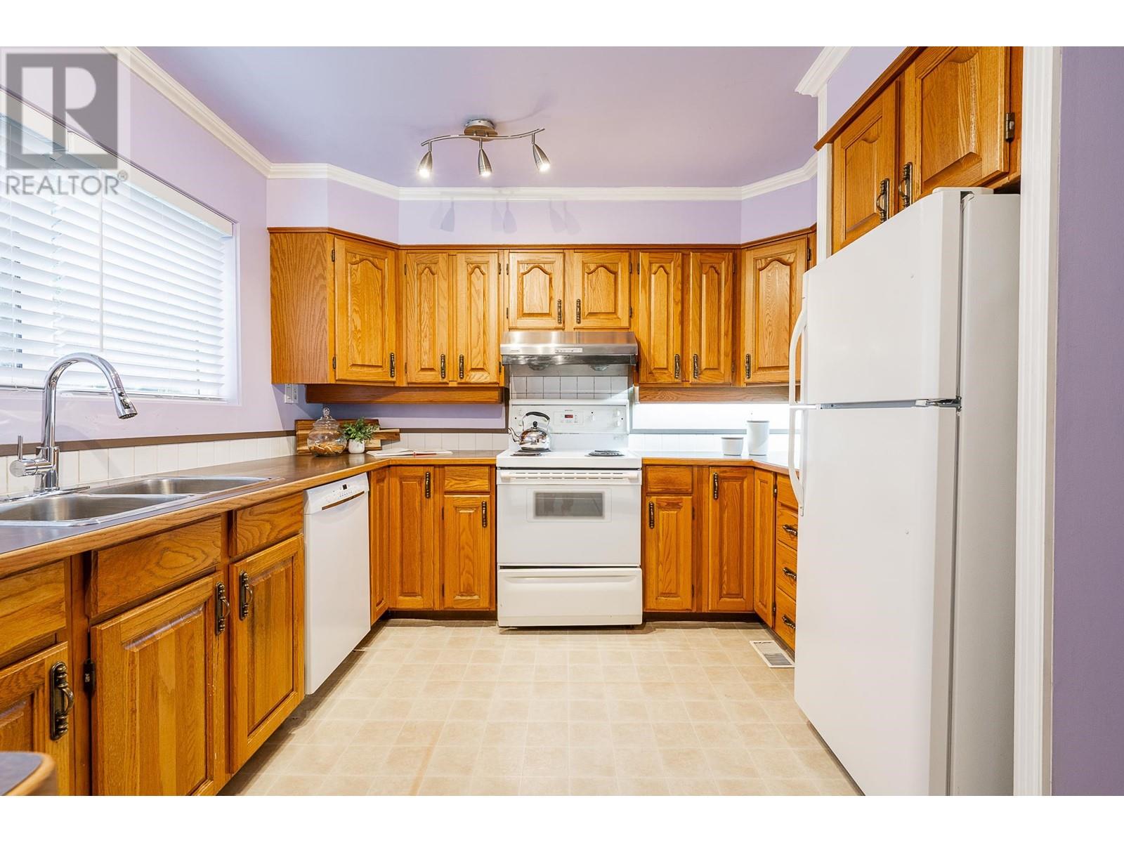 1057 Cecile Drive, Port Moody, British Columbia  V3H 1M6 - Photo 9 - R2985576