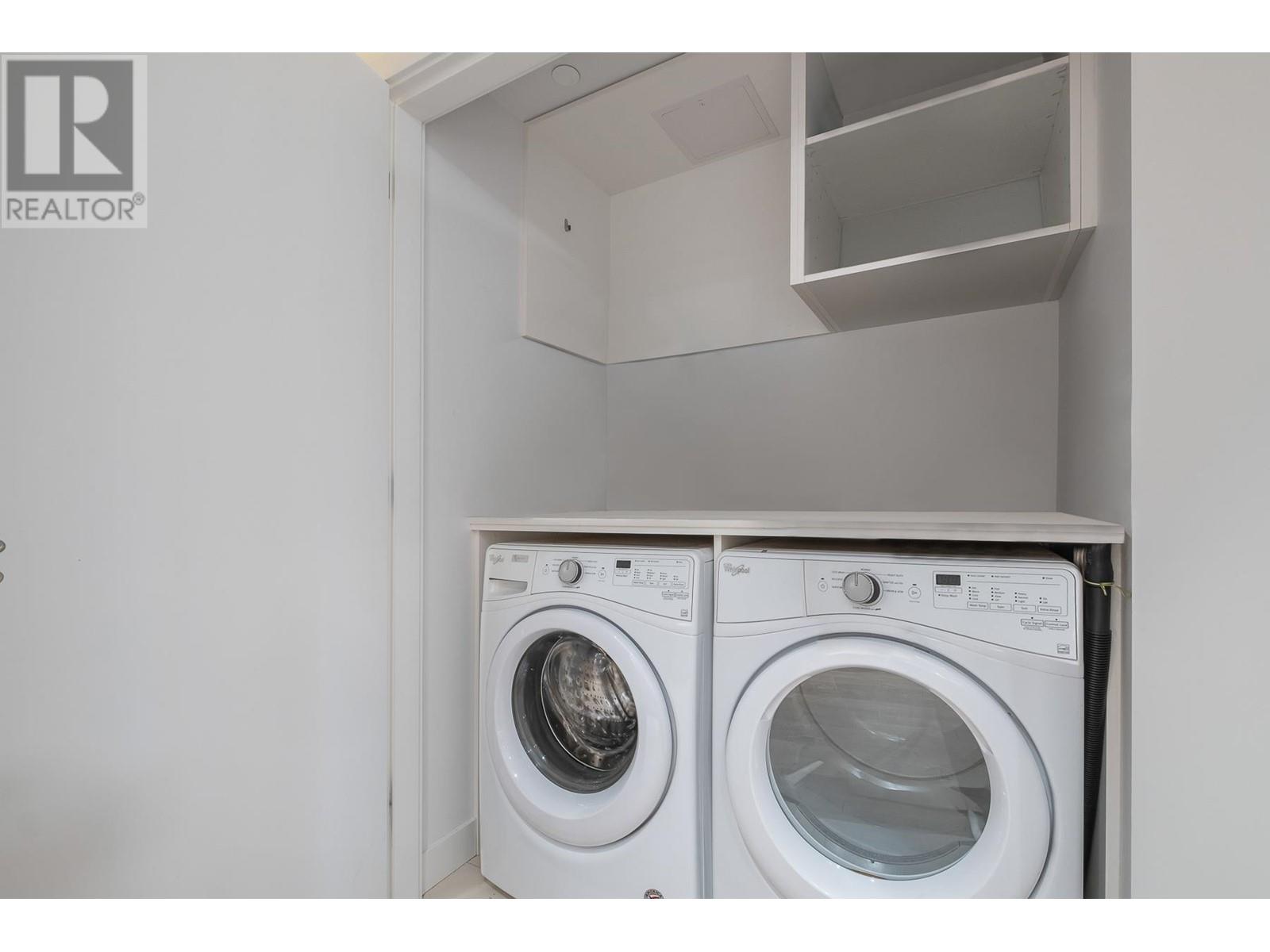 222 3220 Connaught Crescent, North Vancouver, British Columbia  V7R 0A5 - Photo 11 - R2985580