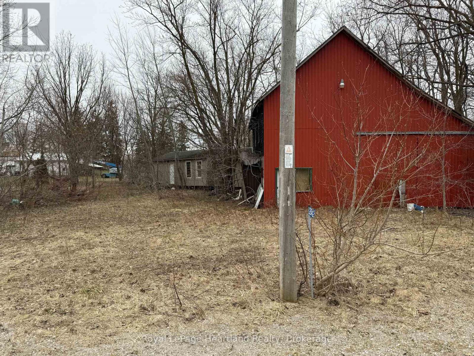 42842 Winthrop Road, Huron East, Ontario  N0K 1Z0 - Photo 4 - X12058229
