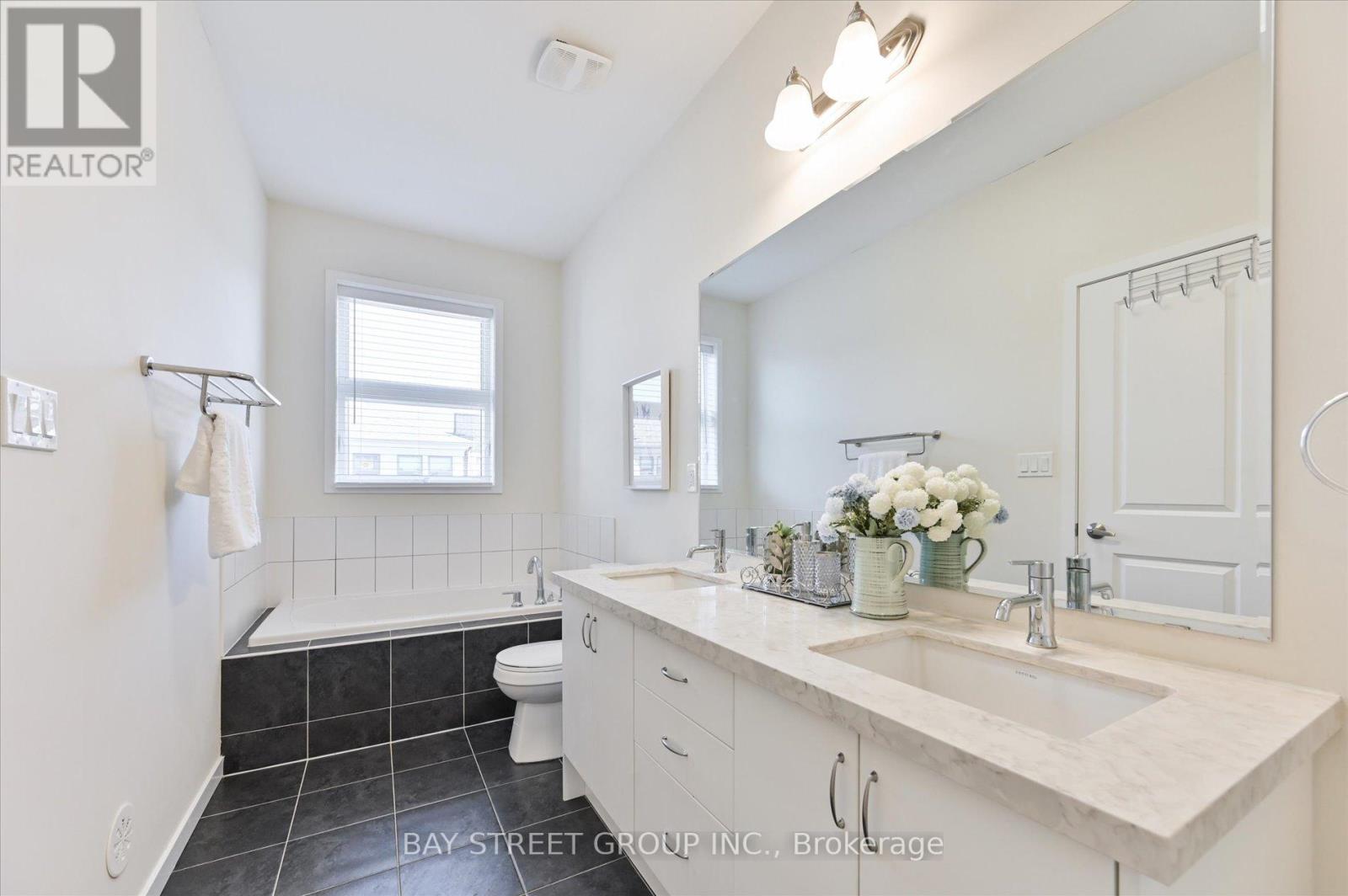 36 Armillo Place, Markham, Ontario  L6E 0V4 - Photo 19 - N12058273