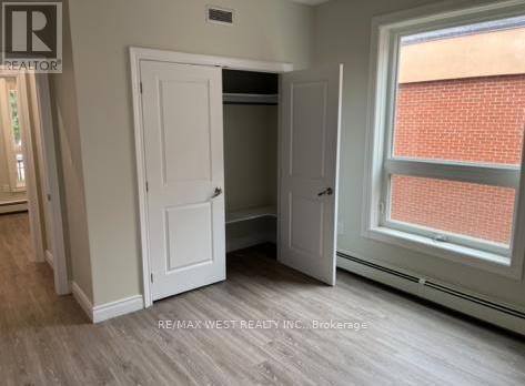 Main - 293 Main Street N, Brampton, Ontario  L6X 1N5 - Photo 3 - W12058238