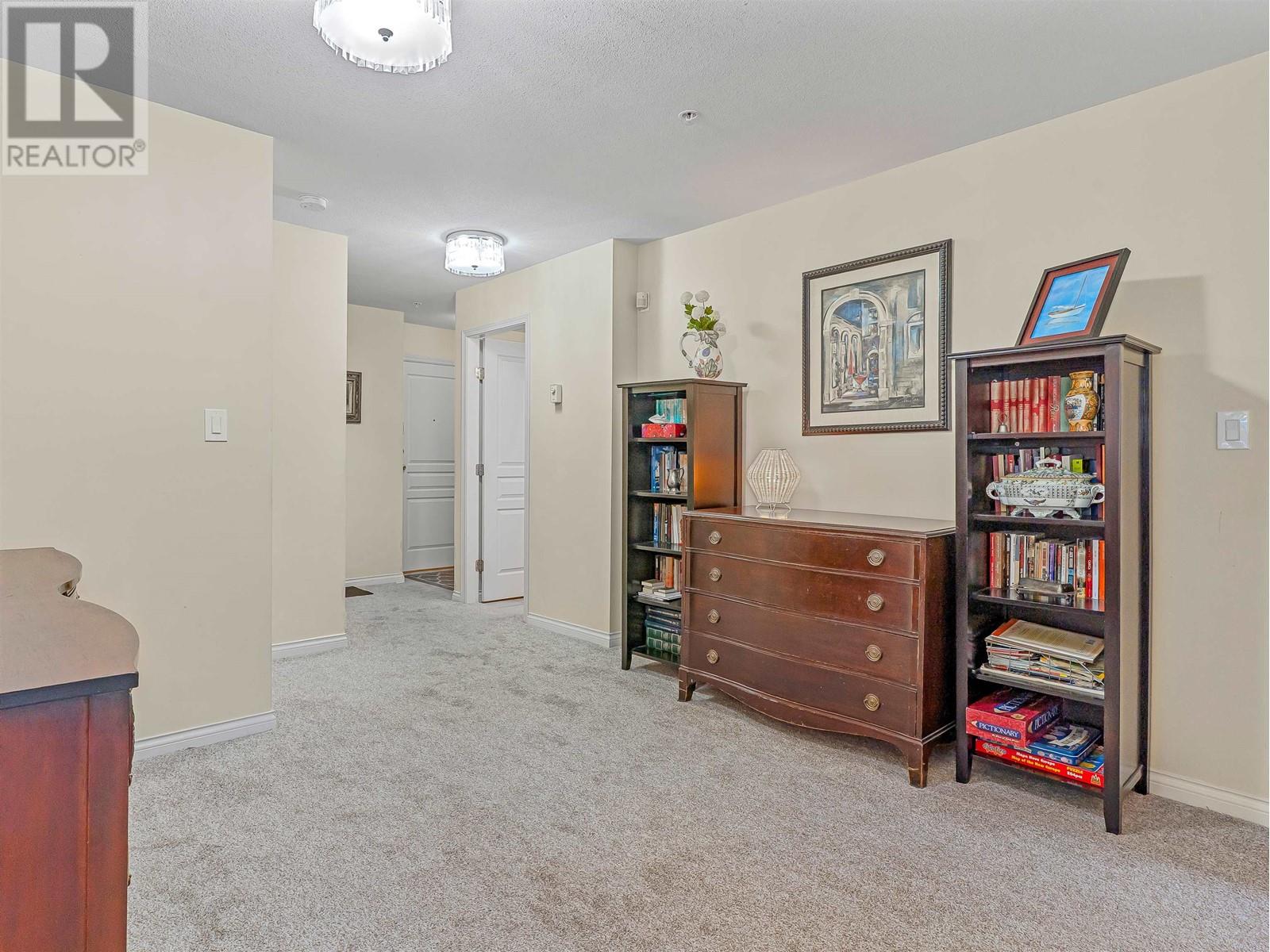 211 7117 Antrim Avenue, Burnaby, British Columbia  V5J 5K1 - Photo 4 - R2985612