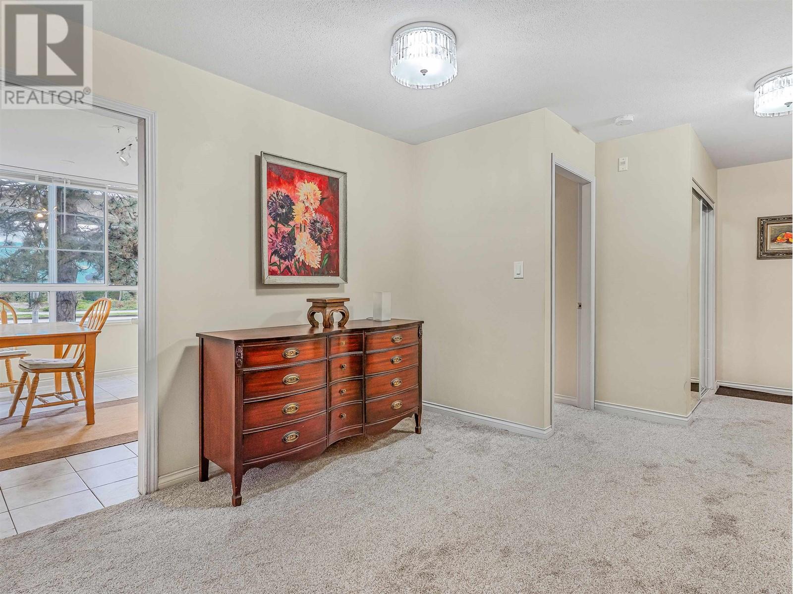 211 7117 Antrim Avenue, Burnaby, British Columbia  V5J 5K1 - Photo 6 - R2985612