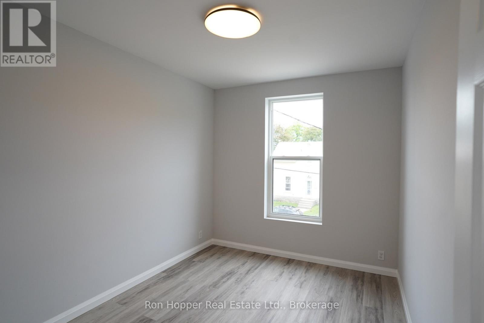 353 11th Street E, Owen Sound, Ontario  N4K 1V3 - Photo 24 - X12058283