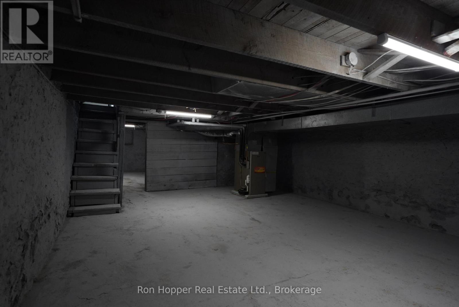 353 11th Street E, Owen Sound, Ontario  N4K 1V3 - Photo 30 - X12058283