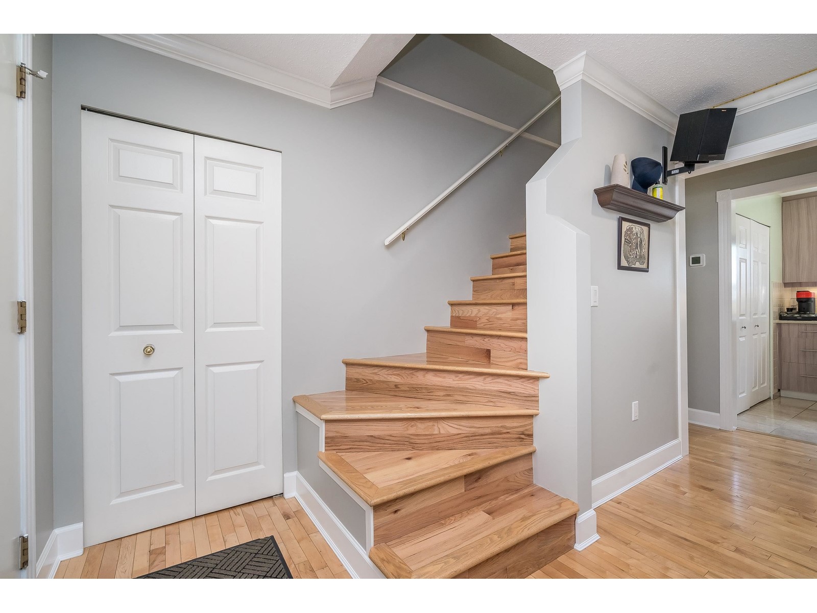 Property at 15428 MADRONA DRIVE image 5