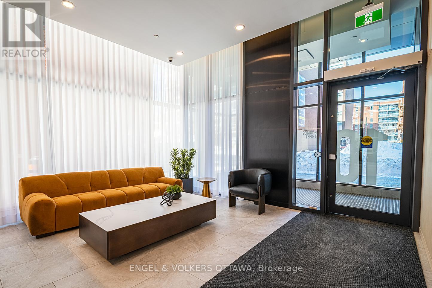 Property at 807 - 10 JAMES STREET image 2