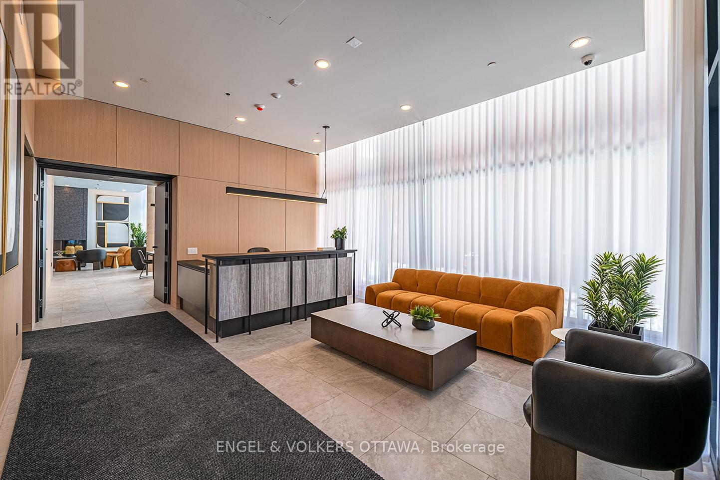Property at 807 - 10 JAMES STREET image 3