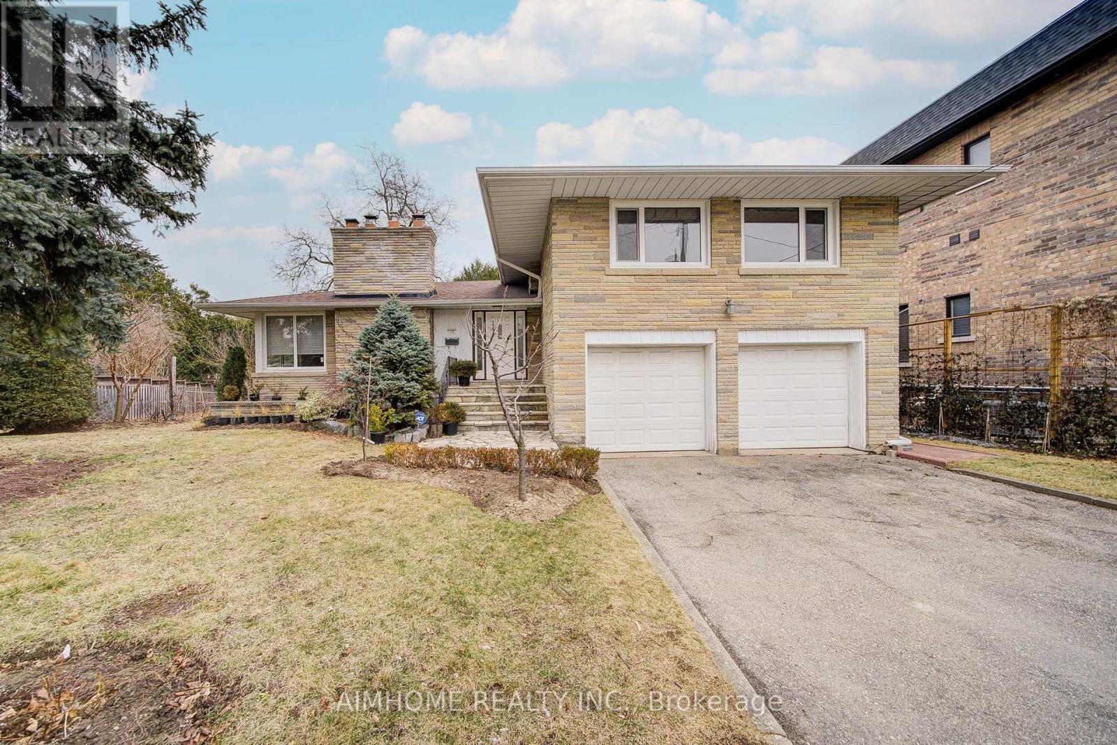 Property at 12 SORREL COURT image 1
