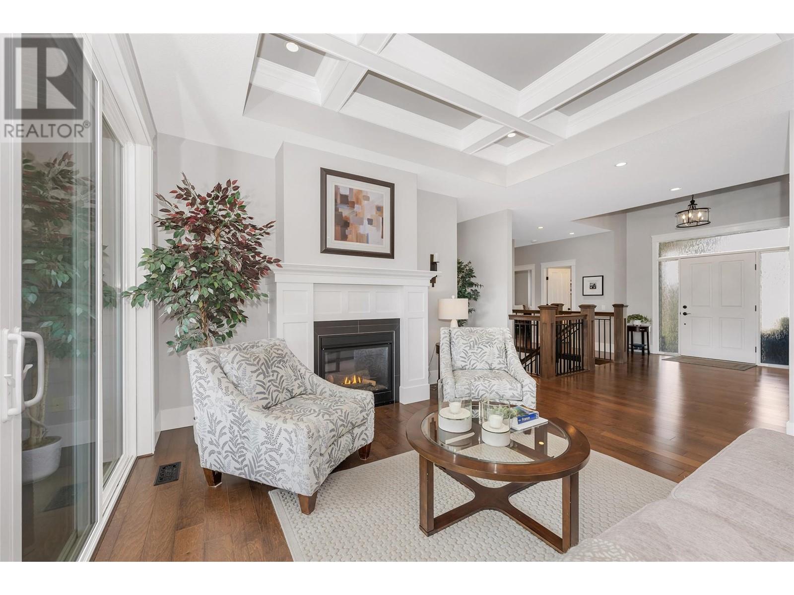Property at 7245 Silver Ridge Drive image 4
