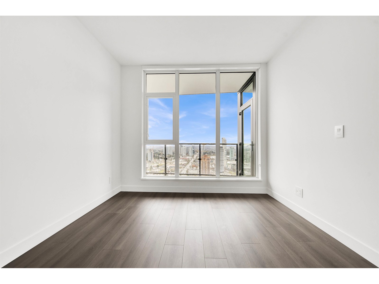 4004 10750 135a Street, Surrey, British Columbia  V3T 4E2 - Photo 16 - R2984911