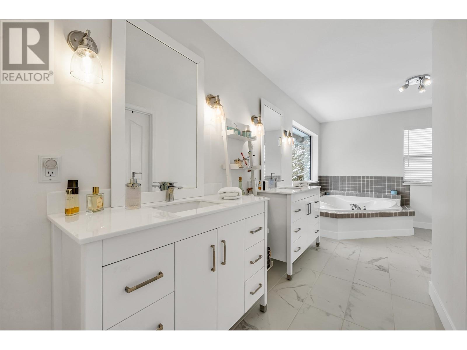 117 Aspenwood Drive, Port Moody, British Columbia  V3H 4V6 - Photo 21 - R2965463