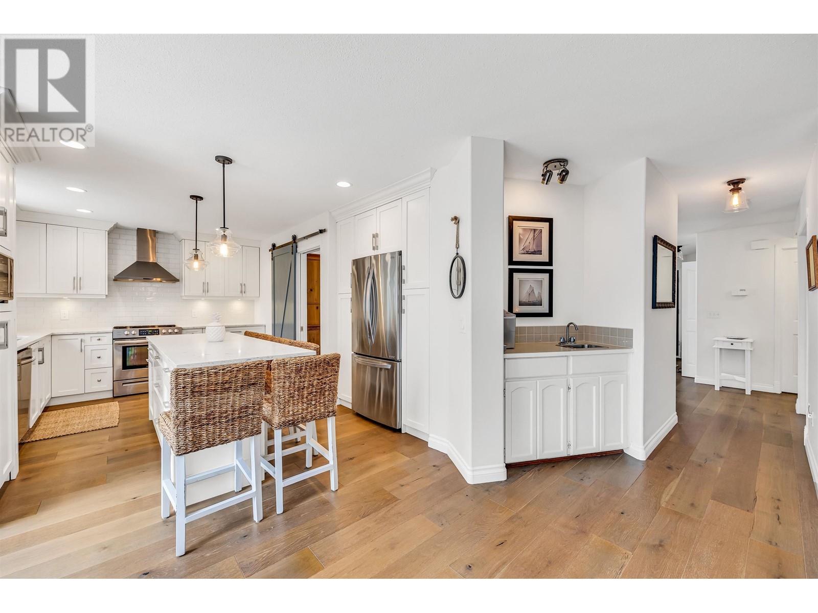 117 Aspenwood Drive, Port Moody, British Columbia  V3H 4V6 - Photo 8 - R2965463