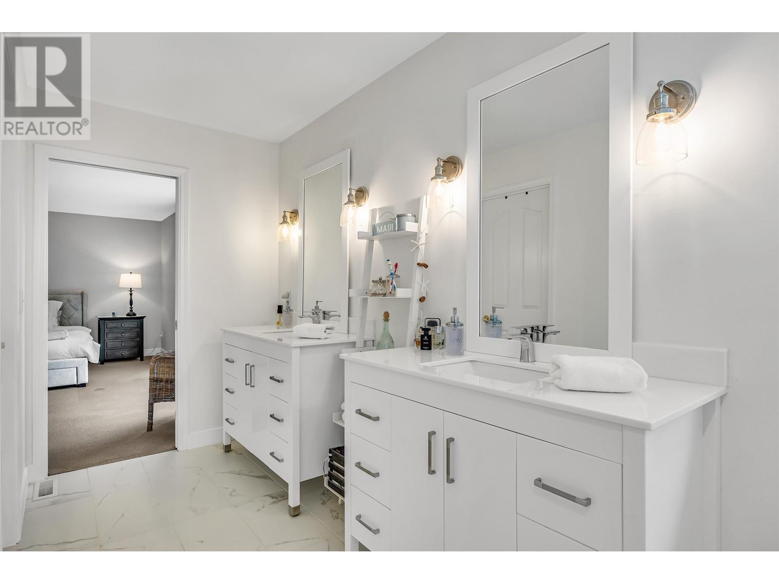 117 Aspenwood Drive, Port Moody, British Columbia  V3H 4V6 - Photo 23 - R2965463