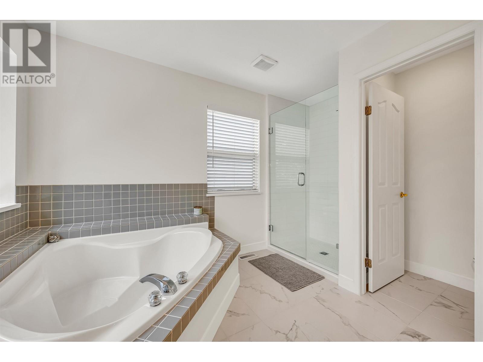 117 Aspenwood Drive, Port Moody, British Columbia  V3H 4V6 - Photo 22 - R2965463