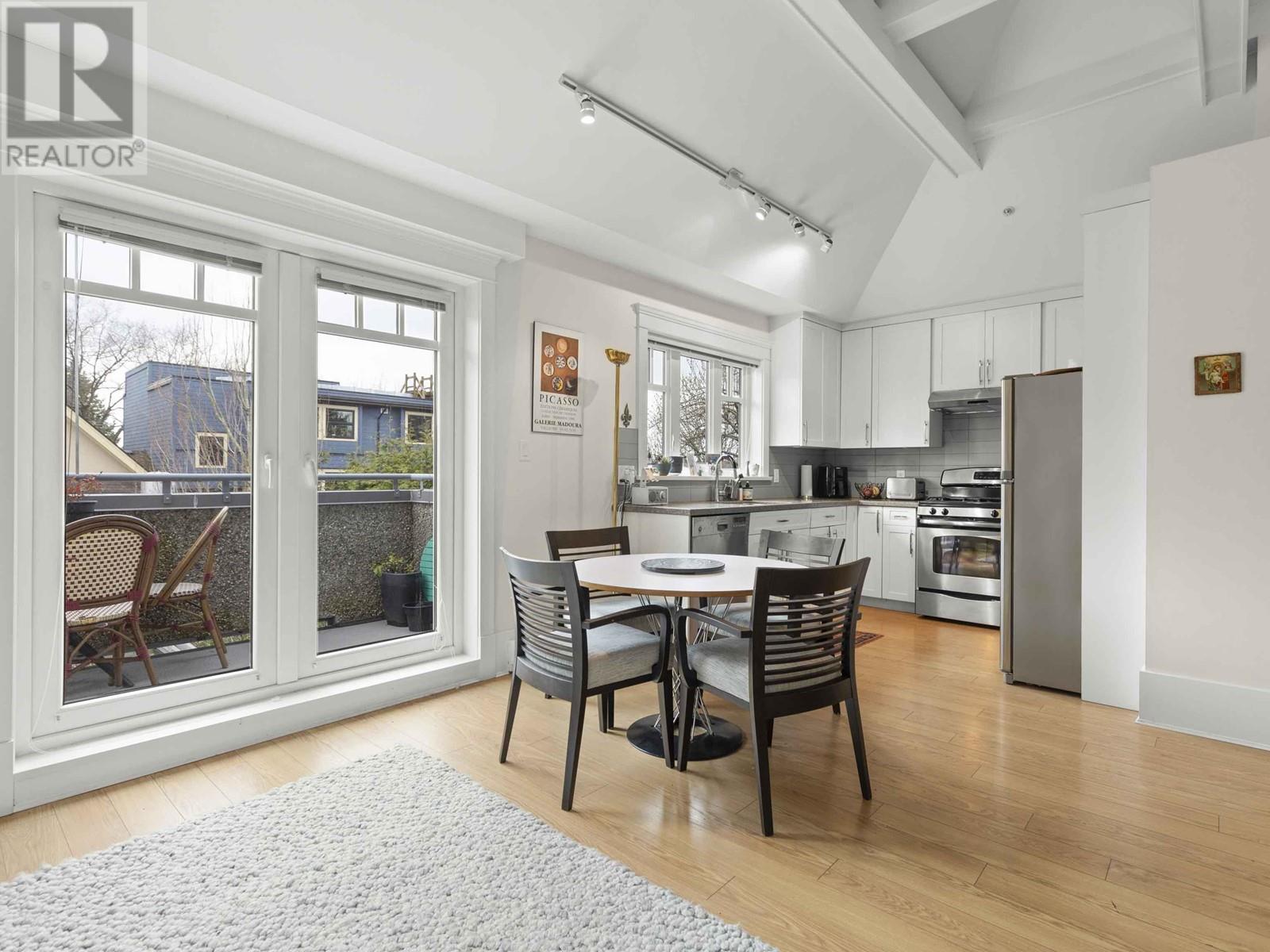 2304 W 6th Avenue, Vancouver, British Columbia  V6K 1V9 - Photo 32 - R2985541