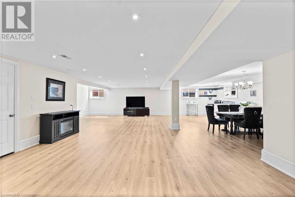 211 Lewis Road, Stoney Creek, Ontario  L8E 5G7 - Photo 30 - 40712617