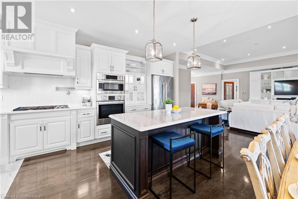 211 Lewis Road, Stoney Creek, Ontario  L8E 5G7 - Photo 3 - 40712617