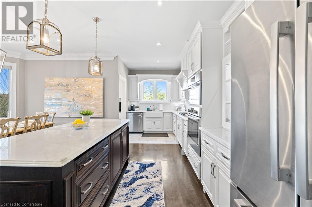 211 Lewis Road, Stoney Creek, Ontario  L8E 5G7 - Photo 11 - 40712617